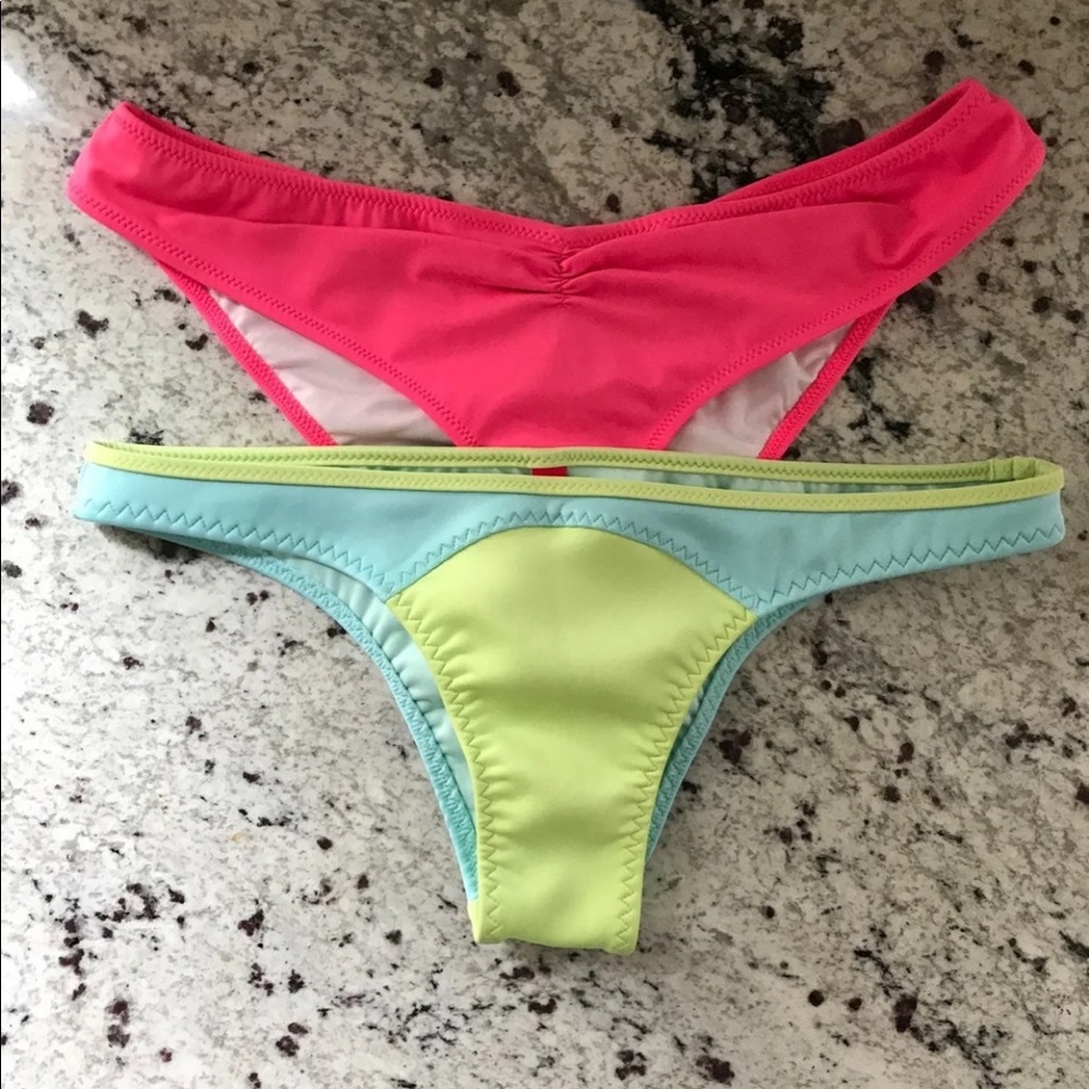 Victoria’s Secret cheeky bikini bottoms size S